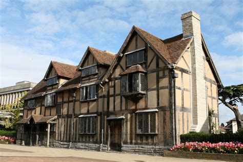 Tudor architecture 